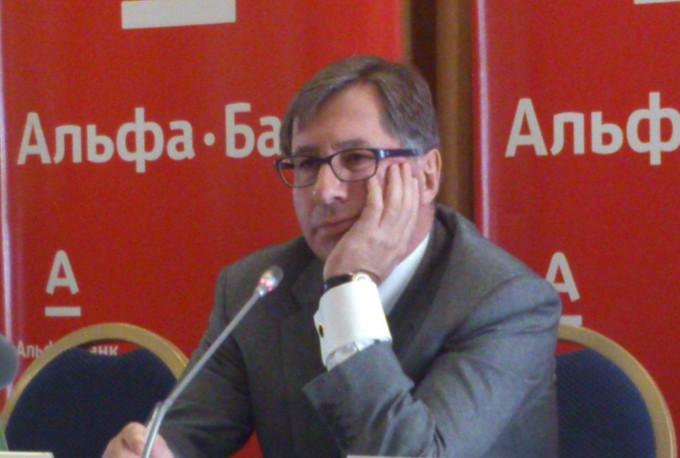 Петр Авен из Альфа-Банка не верит в чисто вирутальный банк