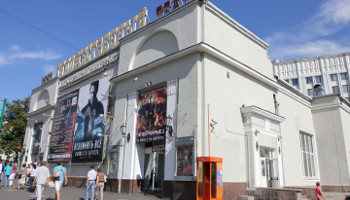 Что Александр Мамут сделает с художественным